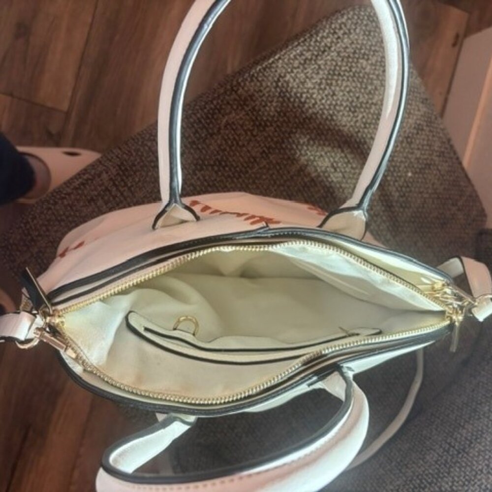 Baseball Purse - Picture 3 of 6